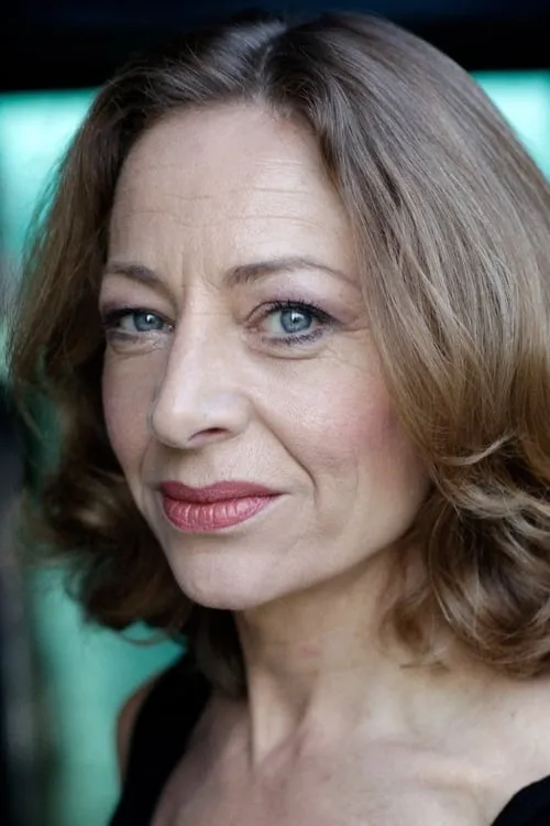 Jason Traynor ha trabajado con Caroline Wildi en 1 ocasiones