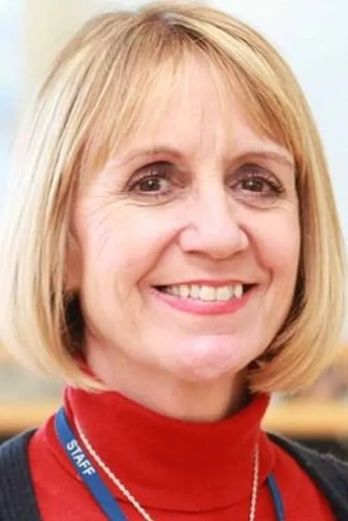 Carrie Ellis interpretando a Peaches/Baby Jane