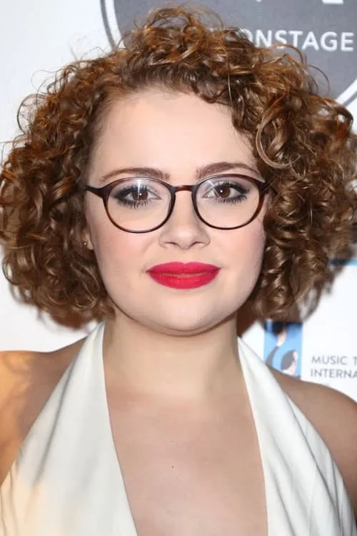 Gavin James ha trabajado con Carrie Hope Fletcher en 1 ocasiones