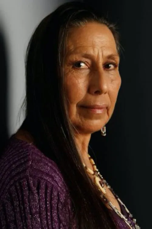 Tamara Podemski ha trabajado con Casey Camp-Horinek en 1 ocasiones