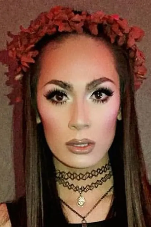 Alex Mauga ha trabajado con Cassandra Moore en 1 ocasiones