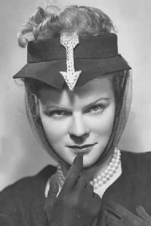 Cathleen Cordell interpretando a Mrs. Bennett