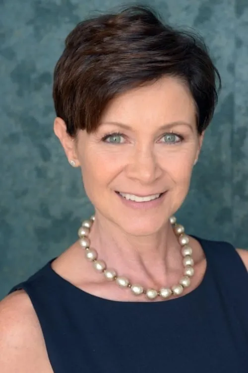 Cean Okada interpretando a Nurse