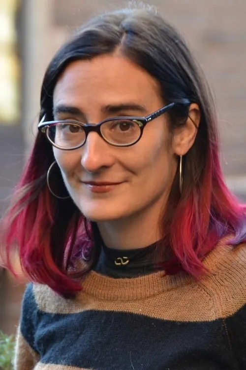 Cecil Castellucci interpretando a Self