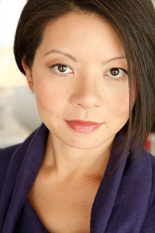 Celeste Den interpretando a Molly