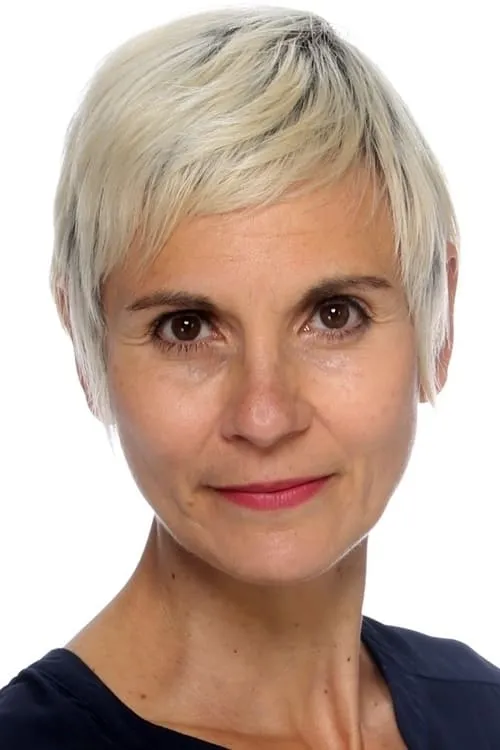 C. Tangana ha trabajado con Céline Spang en 1 ocasiones