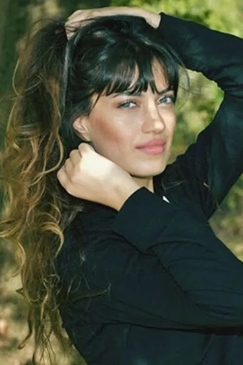 Nizamettin Kalkan ha trabajado con Cemre Cansaatçi en 1 ocasiones