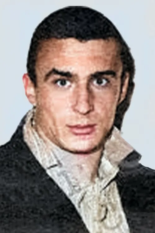 Cenk Er interpretando a