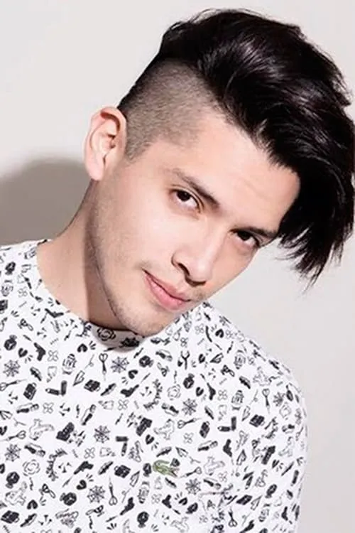 César Doroteo — personaje: Teo