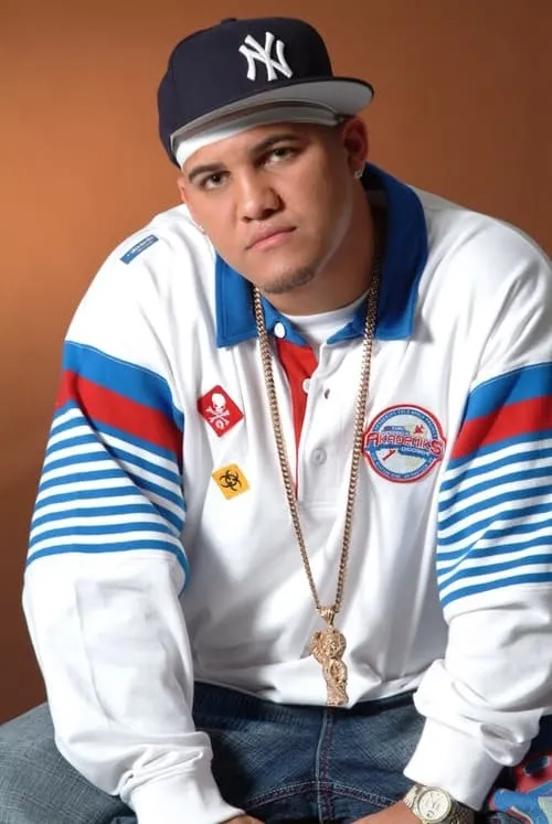 César Farrait interpretando a