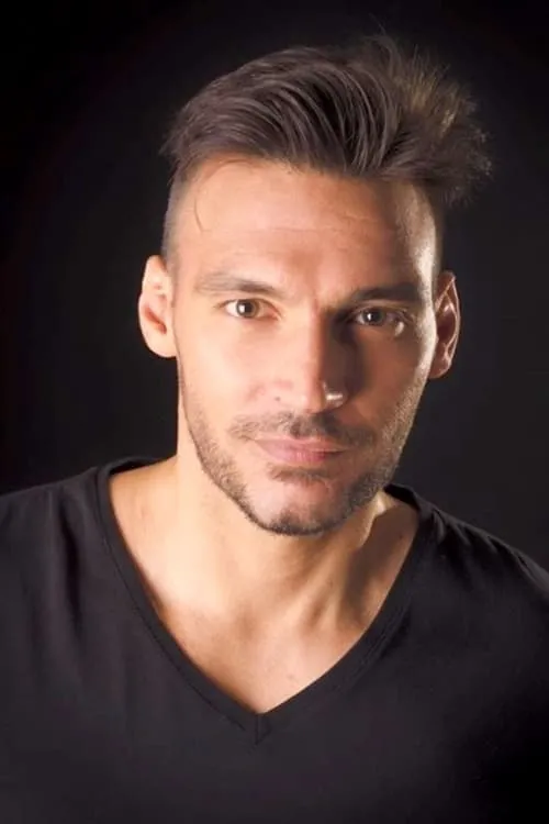 Paula Gomez ha trabajado con César Oliver en 1 ocasiones