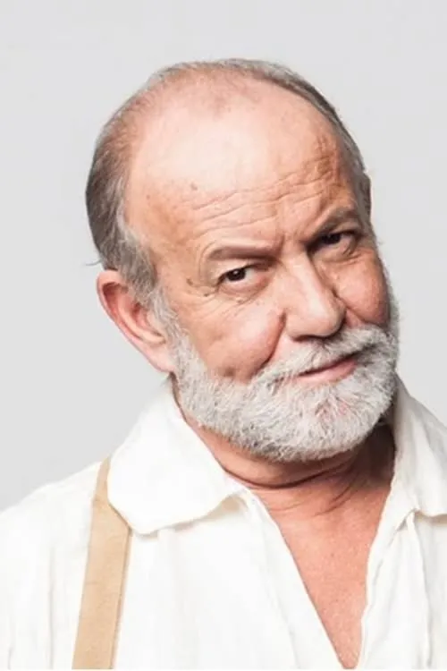 César Pezzuoli en su biografía y filmografía