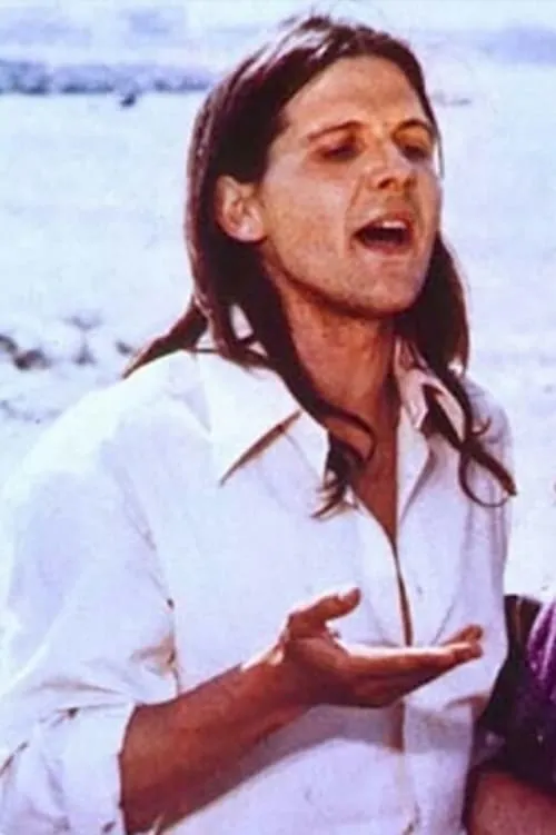 Cesare Ferretti interpretando a Cesare