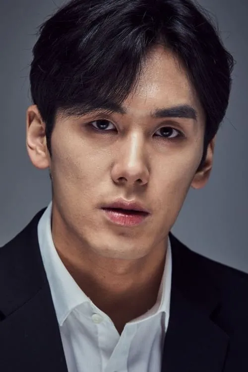 Cha Solomon en su biografía y filmografía