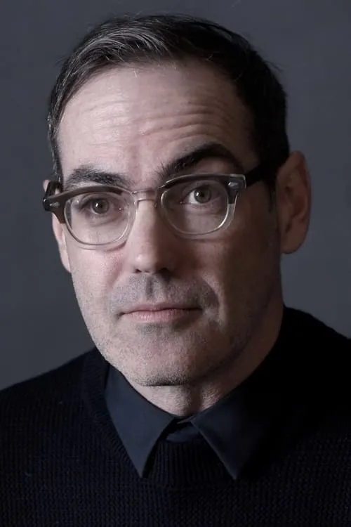 Chad Hartigan interpretando a Darrell