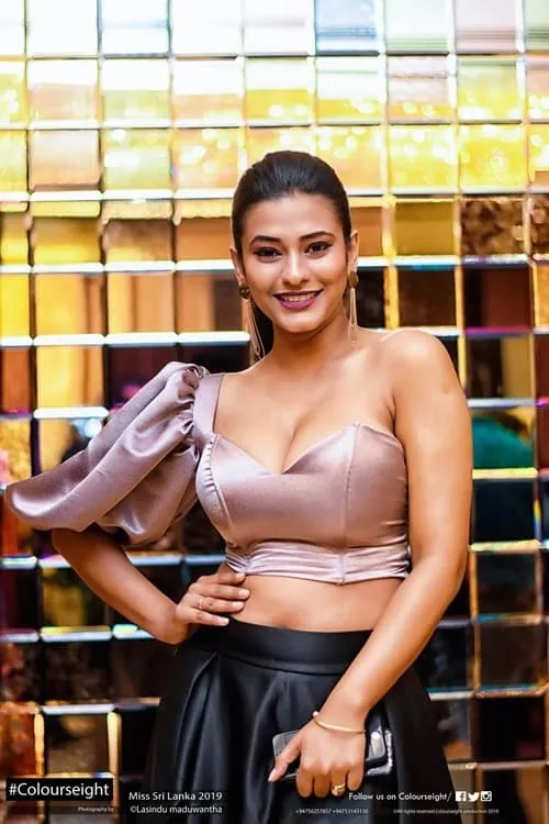 Pubudu Chathuranga ha trabajado con Chamathka Lakmini en 1 ocasiones