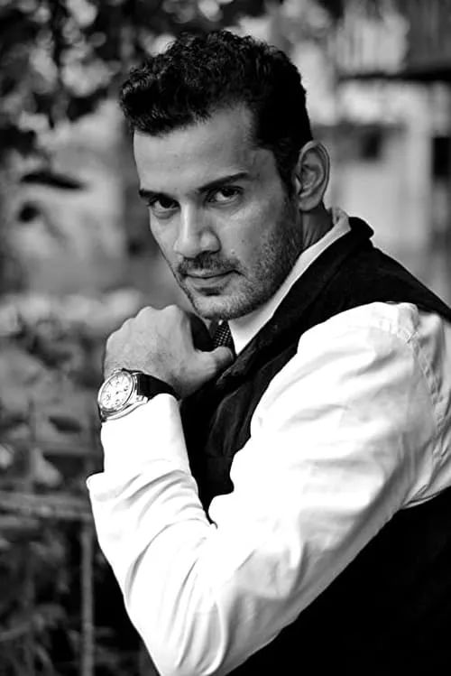 Chandan Anand interpretando a Akaash (segment 