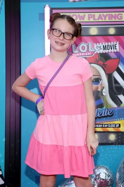 Lucas Royalty ha trabajado con Channing Brooker en 1 ocasiones