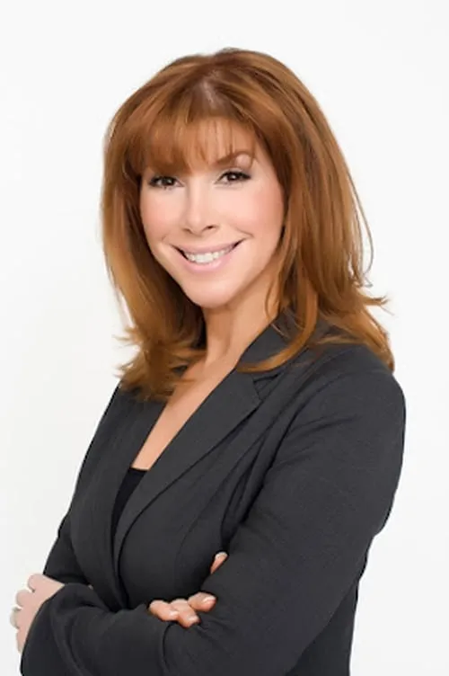 Chantal Lacroix — personaje: Herself - Host