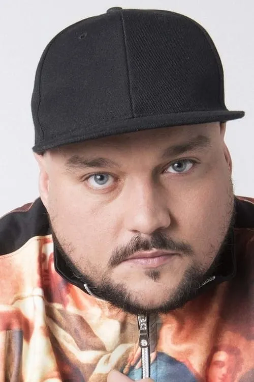 Fahad Salman ha trabajado con Charlie Sloth en 1 ocasiones