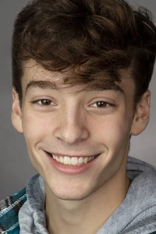 Chase Bolnick interpretando a Kid in Presentation