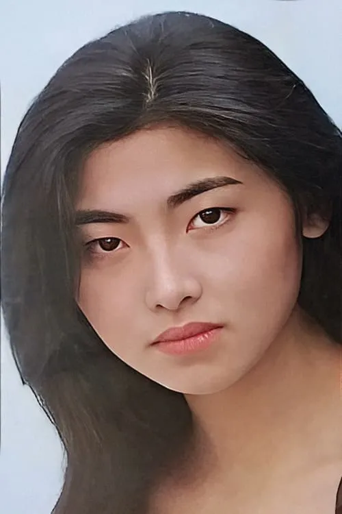 Chau Ching en su biografía y filmografía