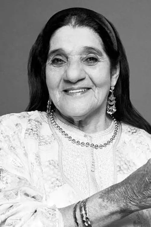 Cheikha Remitti — personaje: Self (archive footage)