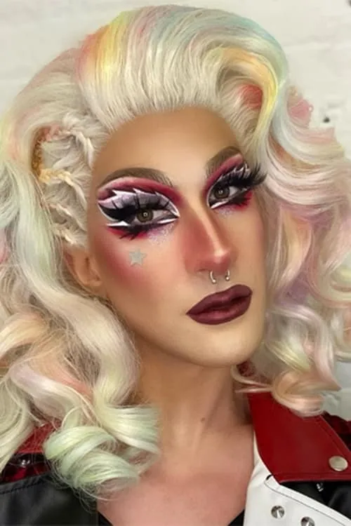 Chelsea Piers — personaje: Self