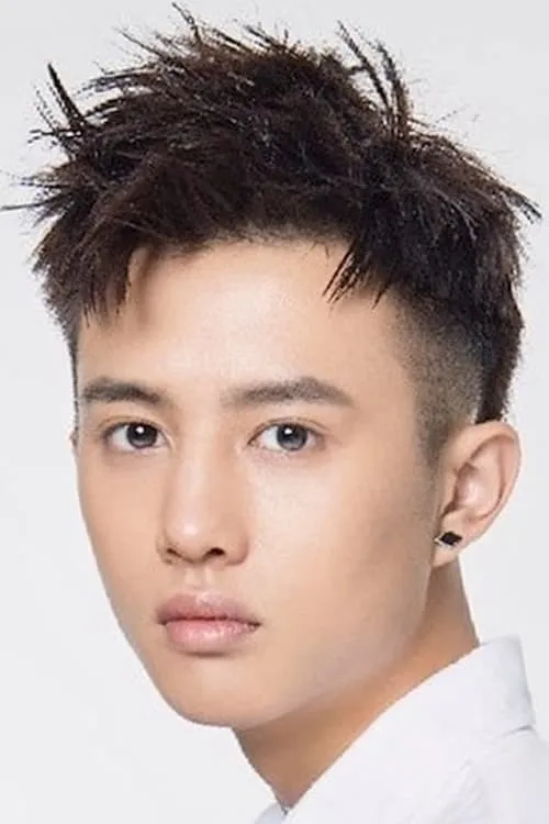 Chen Chengyu — personaje: Liang Junyi