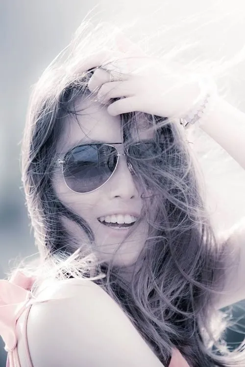 James Upright ha trabajado con Cher Li en 1 ocasiones