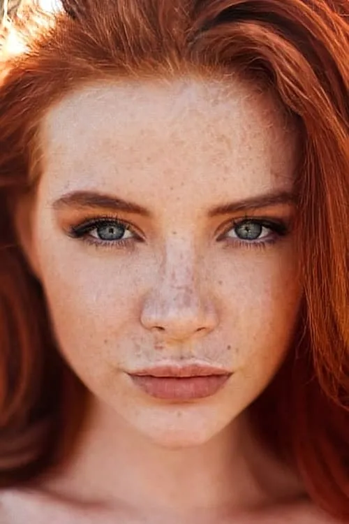 Chris Boudreaux ha trabajado con Cherish Waters en 1 ocasiones