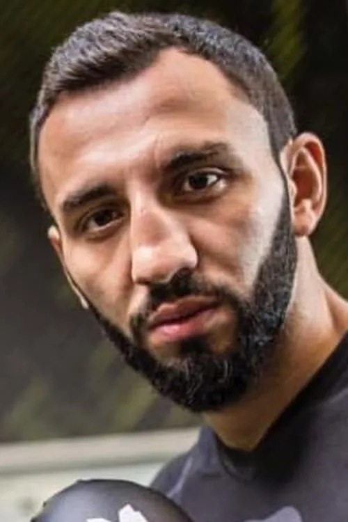 Sitthichai Sitsongpeenong ha trabajado con Chingiz Allazov en 3 ocasiones