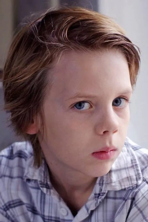 Chiron Elias Krase interpretando a Robert