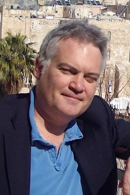 Zara Jestadt ha trabajado con Chisholm Pothier en 1 ocasiones