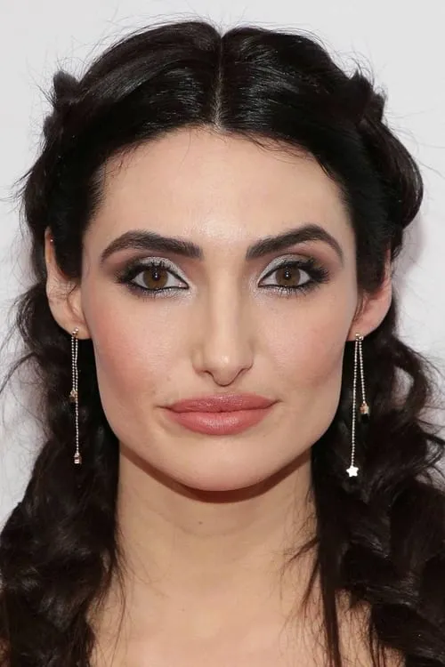 Jemma Dallender ha trabajado con Chloe Catherine Kim en 1 ocasiones