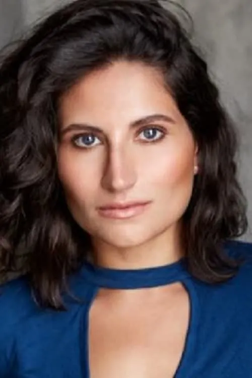 Atlanta Johnson ha trabajado con Chloe Papademetriou en 1 ocasiones