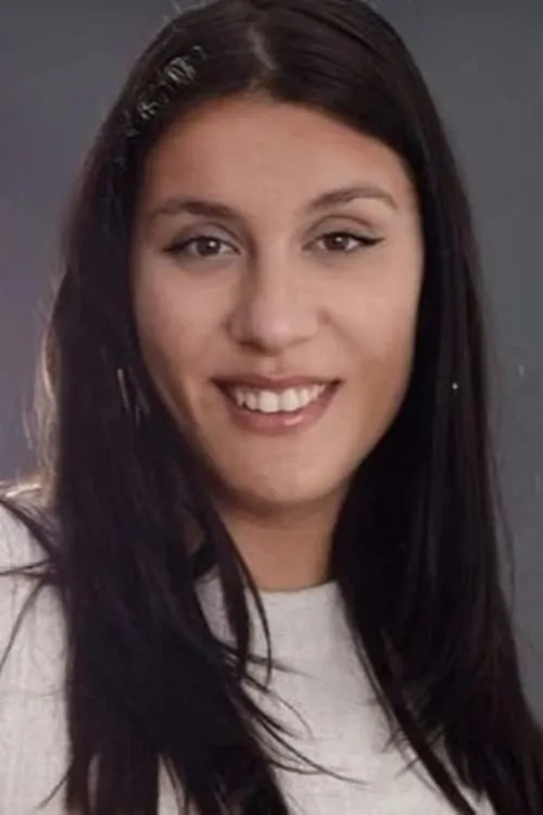 Chloe Santiago — personaje: Tamara