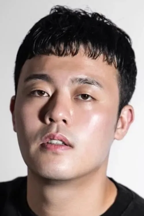 Choi Sung-hyuk — personaje: Wang Tae-bok