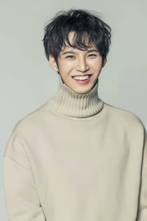 Choo Suk-Young — personaje: Hwang Yi Bin