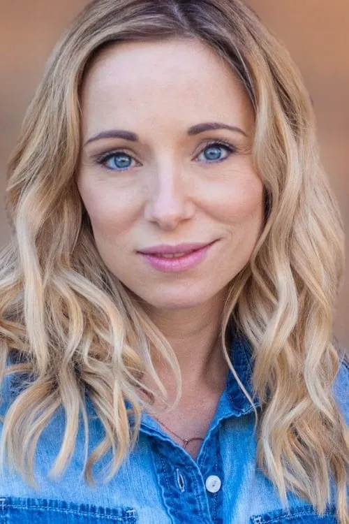 Chrissy Calhoun en su biografía y filmografía