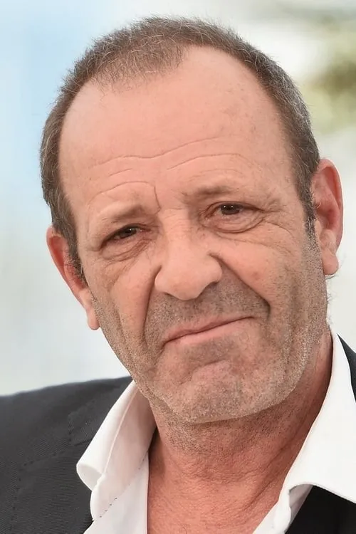 Christian Gregori interpretando a Francis