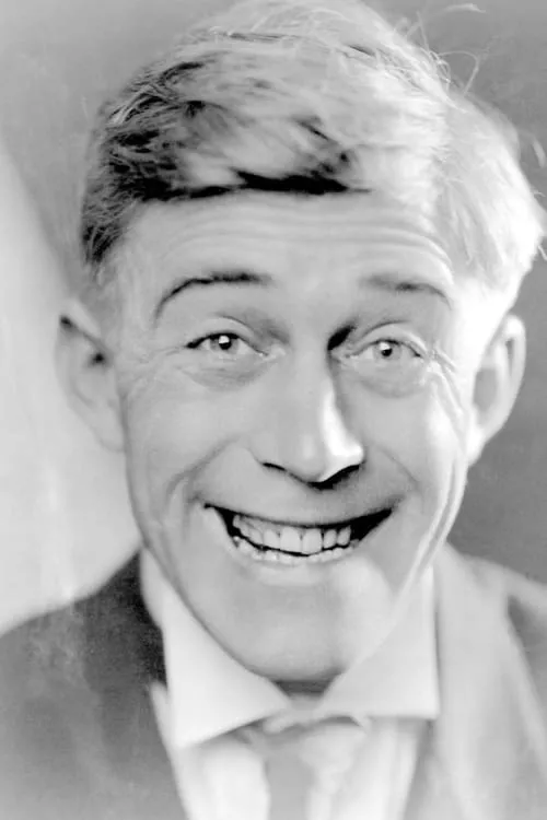 Christian Rub interpretando a Hans Schmidt