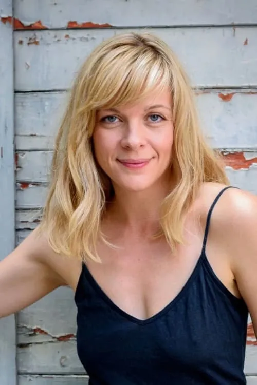 Christiane Bärwald interpretando a Laura Greif