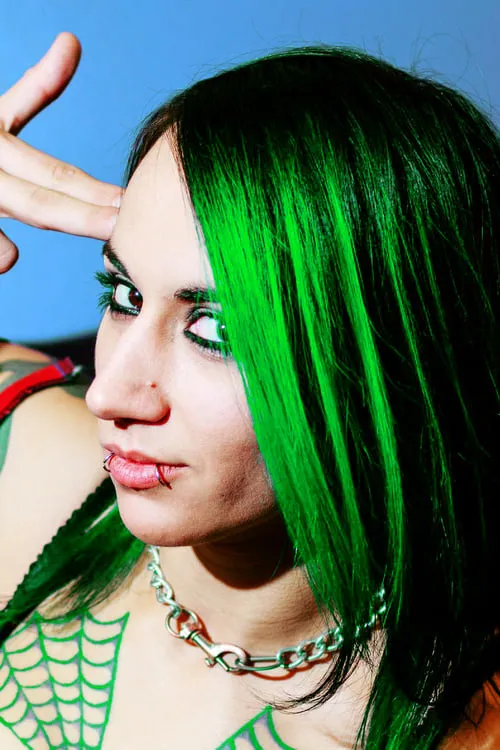 Suge Blanco ha trabajado con Christina Kardooni en 1 ocasiones