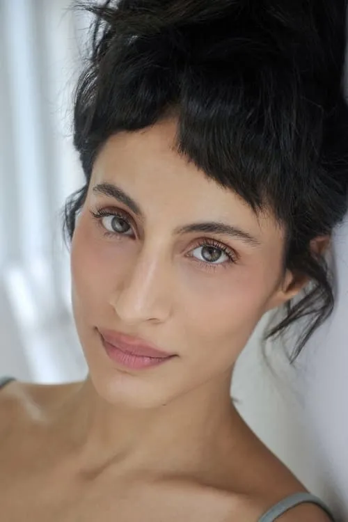 Christina Sankari — personaje: Katy Gataki