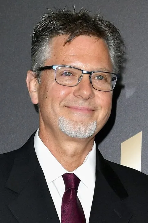 James E. Webb ha trabajado con Christopher Boyes en 1 ocasiones