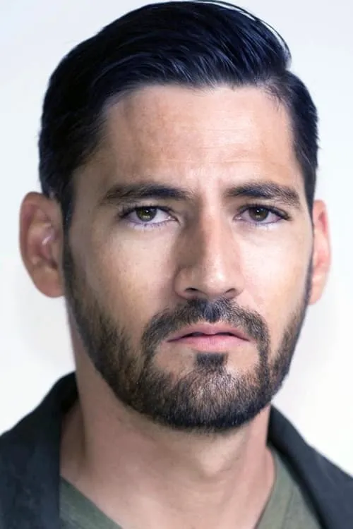 Dustin Prince ha trabajado con Chuck Meré en 1 ocasiones