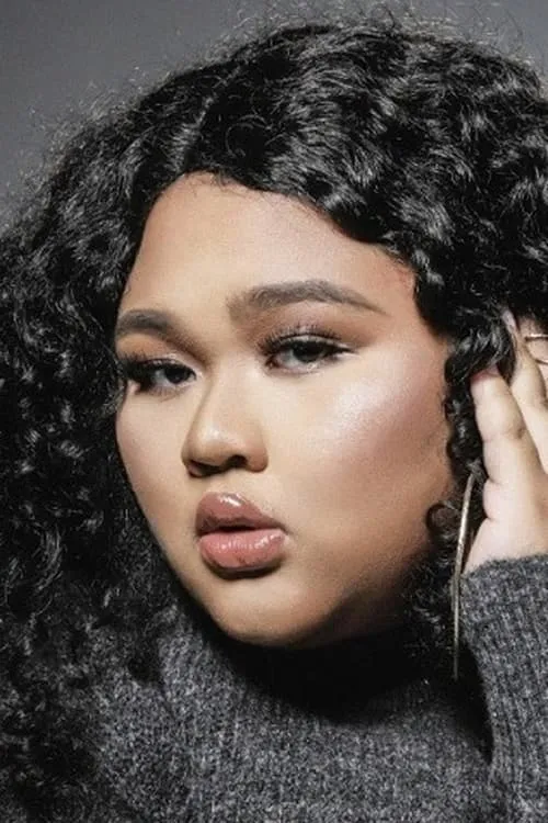 Cik B interpretando a 