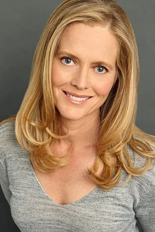 Claire Yarlett — personaje: Sarah