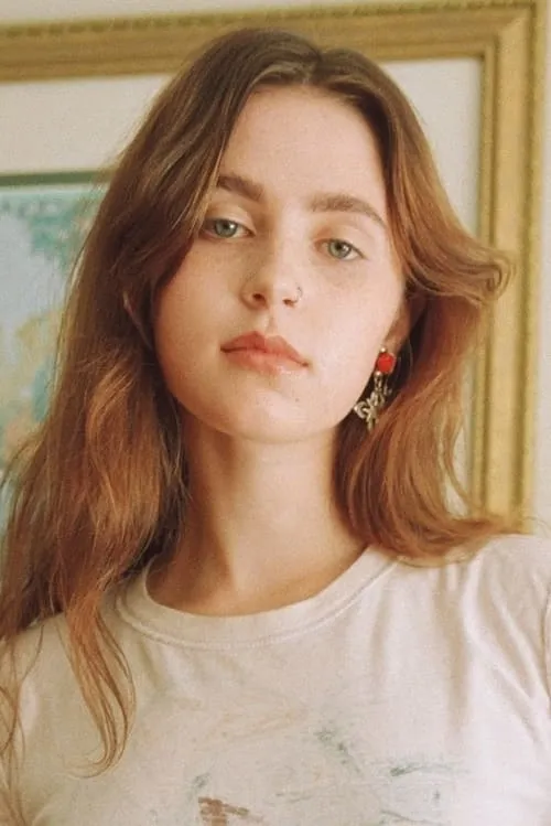 Clairo interpretando a Self